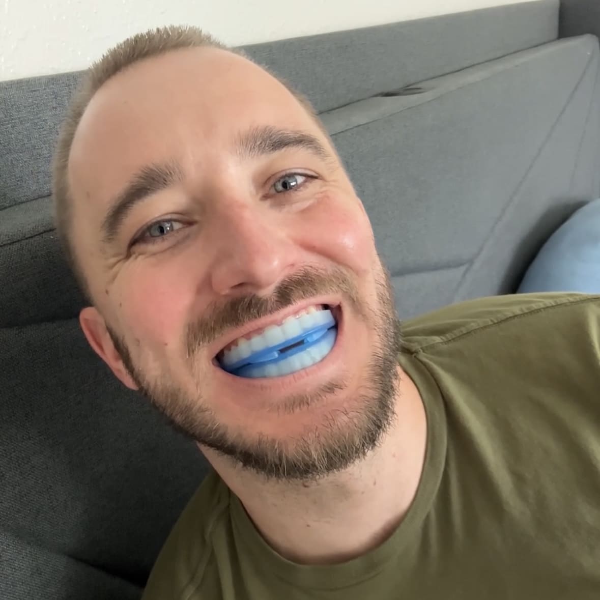 The Quiet Anti-Snoring Mouthpiece Universal Size 50% OFF Today